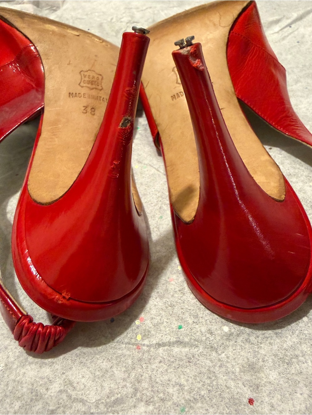 Manolo Blahnik Red Patent Leather Slingback Heels - Picture 4 of 7